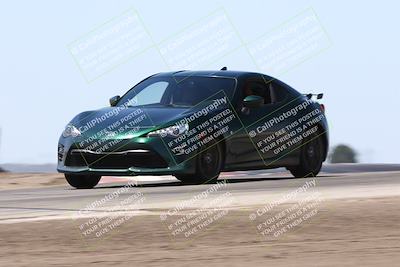 media/May-19-2024-VARA (Sun) [[bc1adde764]]/Track Day Session/Session 3 (Grapevine)/